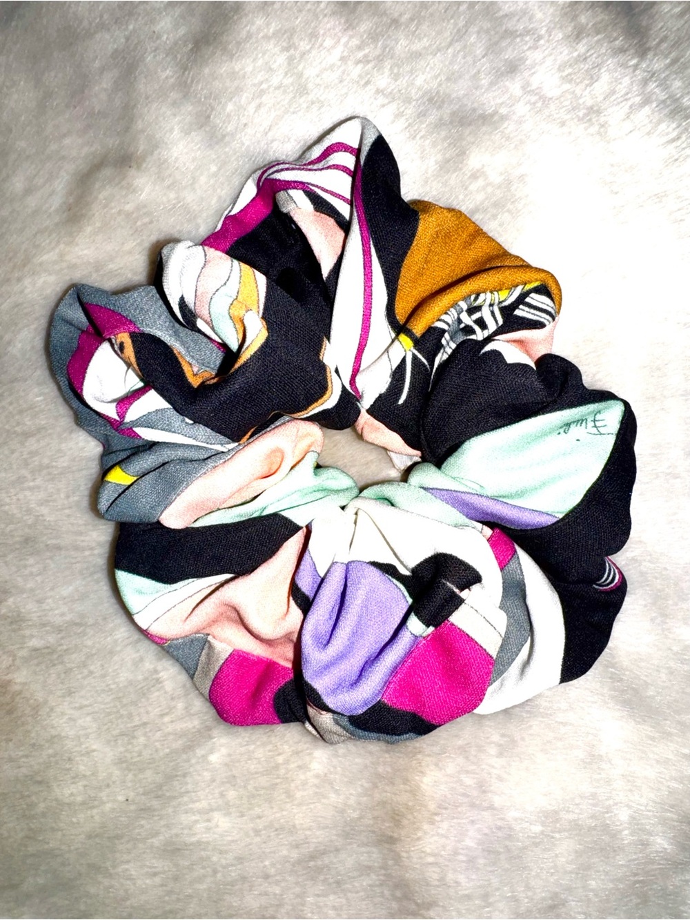 NEW! EMILIO PUCCI Hair Scrunchie Hair Tie Multicolor New Without Tag GORGEOUS